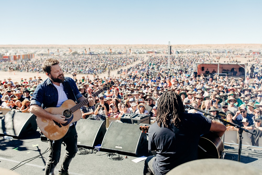 Media Mortar_Birdsville Big Red Bash Busby Marou_Image by Tourism & Events Queensland